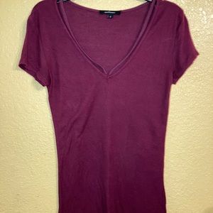 Red/burgundy v-neck shirt